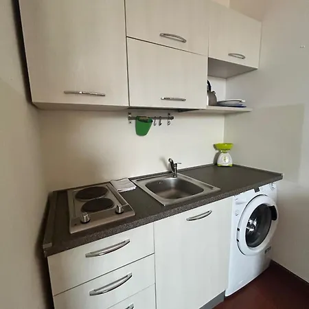Apartment Sushi